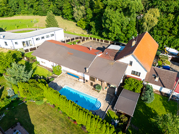 Prodej domu 1000 m², Praha 10 - Křeslice