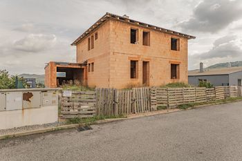 Prodej domu 115 m², Točník