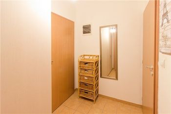 Prodej bytu 2+kk v osobním vlastnictví 46 m², Šestajovice