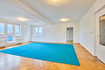 obývací pokoj - Pronájem bytu 2+kk v osobním vlastnictví 87 m², Praha 4 - Chodov 