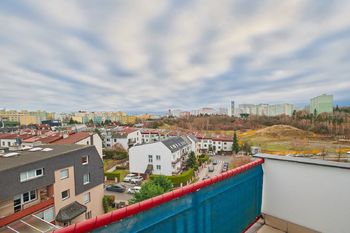 výhled, orientace JV - Pronájem bytu 2+kk v osobním vlastnictví 87 m², Praha 4 - Chodov