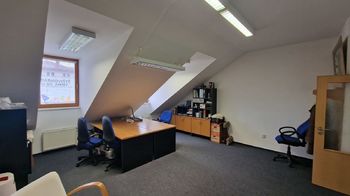 Pronájem kancelářských prostor 130 m², Brno