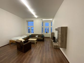 Pronájem bytu 1+kk v osobním vlastnictví 52 m², Chomutov