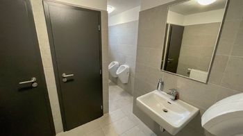 Toalety - Pronájem kancelářských prostor 23 m², Písek
