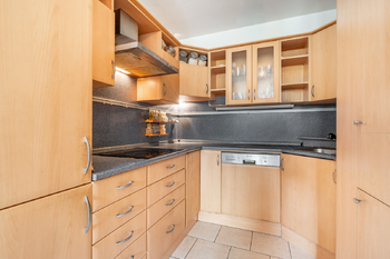 Kuchyně - Prodej bytu 3+kk v osobním vlastnictví 78 m², Praha 4 - Háje