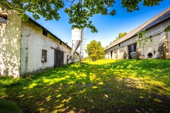 Prodej zemědělského objektu 1400 m², Vacov