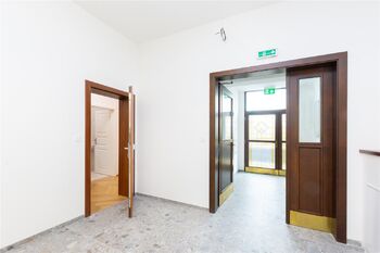 Prodej kancelářských prostor 42 m², Tábor