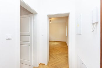 Prodej kancelářských prostor 42 m², Tábor