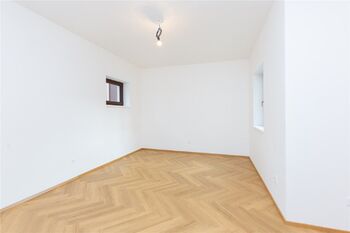 Prodej kancelářských prostor 42 m², Tábor