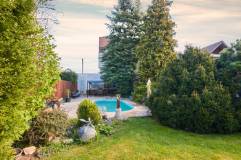 Prodej domu 219 m², Loděnice