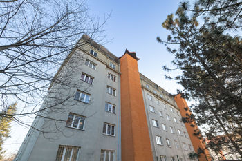 Prodej bytu 2+1 v osobním vlastnictví 63 m², Praha 10 - Strašnice