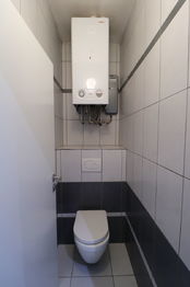 WC - Pronájem bytu 3+kk v osobním vlastnictví 58 m², Praha 3 - Vinohrady
