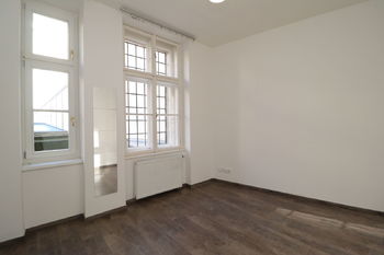 Pokoj č. 3 - Pronájem bytu 3+kk v osobním vlastnictví 58 m², Praha 3 - Vinohrady
