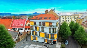 Prodej nájemního domu 793 m², Louny