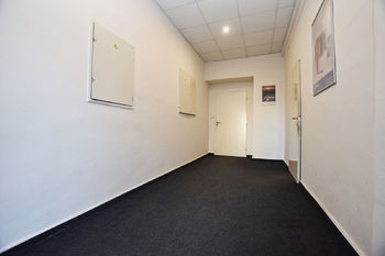 Prodej kancelářských prostor 480 m², Louny