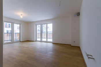 obývací pokoj - Prodej bytu 3+kk v osobním vlastnictví 121 m², Vrchlabí
