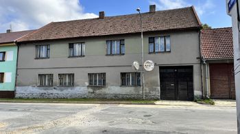 Prodej domu 350 m², Lukavec
