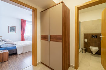 Prodej hotelu 921 m², Malenovice