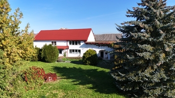 Prodej domu 242 m², Dolany