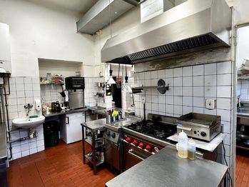 Pronájem restaurace 131 m², Praha 10 - Vršovice