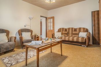 obývací pokoj - Prodej domu 120 m², Kamenné Žehrovice