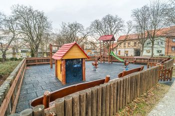 Prodej domu 120 m², Kamenné Žehrovice