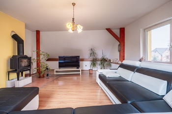 Prodej domu 350 m², Spořice