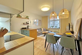 Kuchyně a obývací pokoj - Prodej bytu 2+kk v osobním vlastnictví 58 m², Praha 2 - Vinohrady 