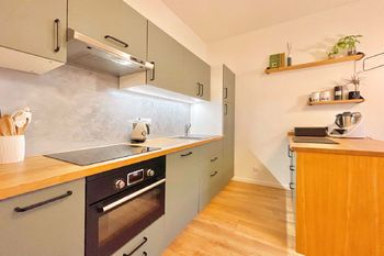 Kuchyňská linka - Prodej bytu 2+kk v osobním vlastnictví 58 m², Praha 2 - Vinohrady