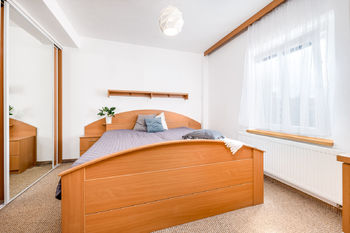 ložnice - Prodej bytu 2+kk v osobním vlastnictví 80 m², České Budějovice
