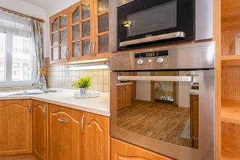 kuchyň  - Prodej bytu 2+kk v osobním vlastnictví 80 m², České Budějovice