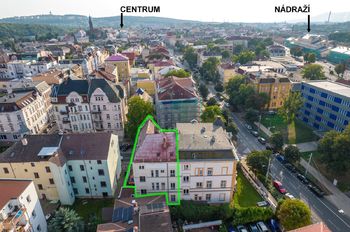 Pohled na dům a okolí - Prodej nájemního domu 293 m², Teplice