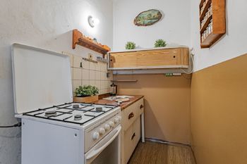 Kuchyně - Prodej domu 108 m², Chrášťany