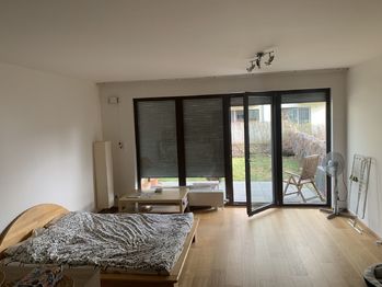 Prodej bytu 1+kk v osobním vlastnictví 50 m², Praha 8 - Dolní Chabry