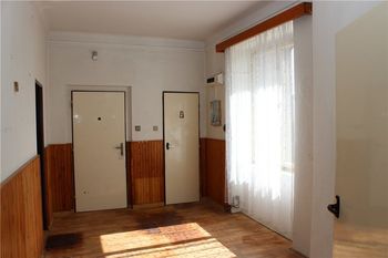 Předsíň - Prodej bytu 3+kk v osobním vlastnictví 88 m², Neveklov