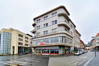 Pronájem obchodních prostor 344 m², Kolín