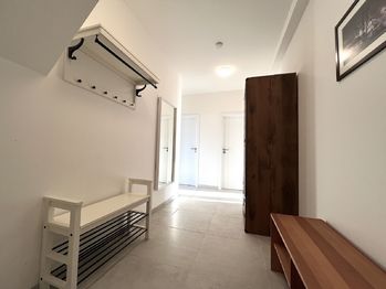 Pronájem bytu 2+kk v osobním vlastnictví 59 m², Praha 8 - Libeň