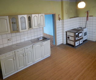 Kuchyně - Prodej domu 100 m², Lužná