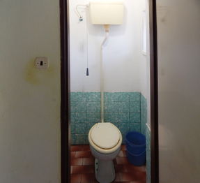 WC - Prodej domu 100 m², Lužná