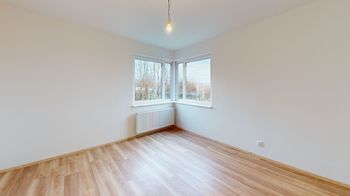 pokoj přízemí - Prodej domu 308 m², Statenice