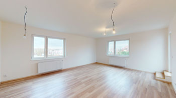 obývací pokoj patro - Prodej domu 308 m², Statenice