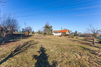 Prodej pozemku 6172 m², Praha 5 - Řeporyje