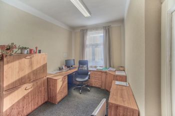 Prodej kancelářských prostor 305 m², Vodňany