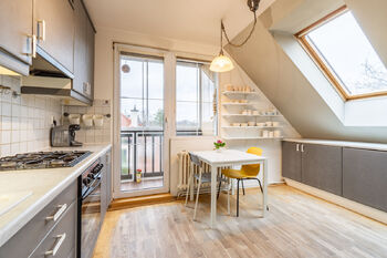 Prodej bytu 2+1 v osobním vlastnictví 81 m², Praha 6 - Liboc