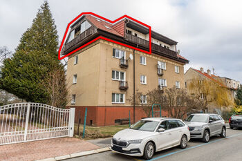 Prodej bytu 2+1 v osobním vlastnictví 81 m², Praha 6 - Liboc