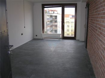 ložnice 1 podlaží - Pronájem bytu atypický v osobním vlastnictví 168 m², Praha 7 - Holešovice
