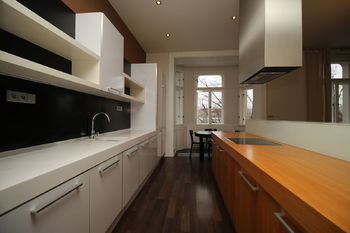 Kuchyně - Pronájem bytu 3+kk v osobním vlastnictví 108 m², Praha 10 - Vršovice 