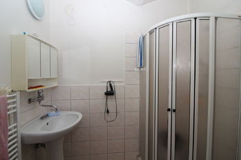 koupelna - Prodej domu 470 m², Telč