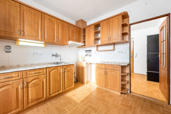 Prodej bytu 3+1 v osobním vlastnictví 63 m², Husinec