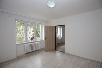 Pronájem bytu 1+1 v osobním vlastnictví 34 m², Meziboří